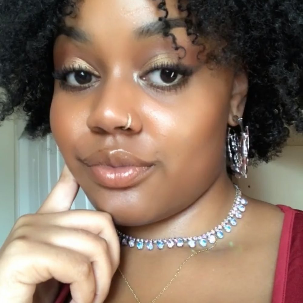 Meet your Posher, Sashah